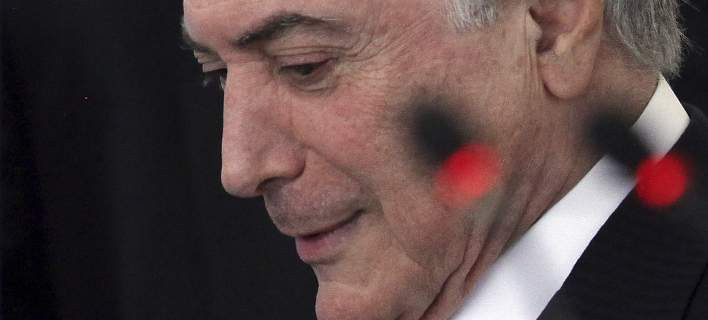 Βραζιλία: Κατρακυλά η δημοτικότητα Τέμερ – Το 90% δεν τον εμπιστεύεται